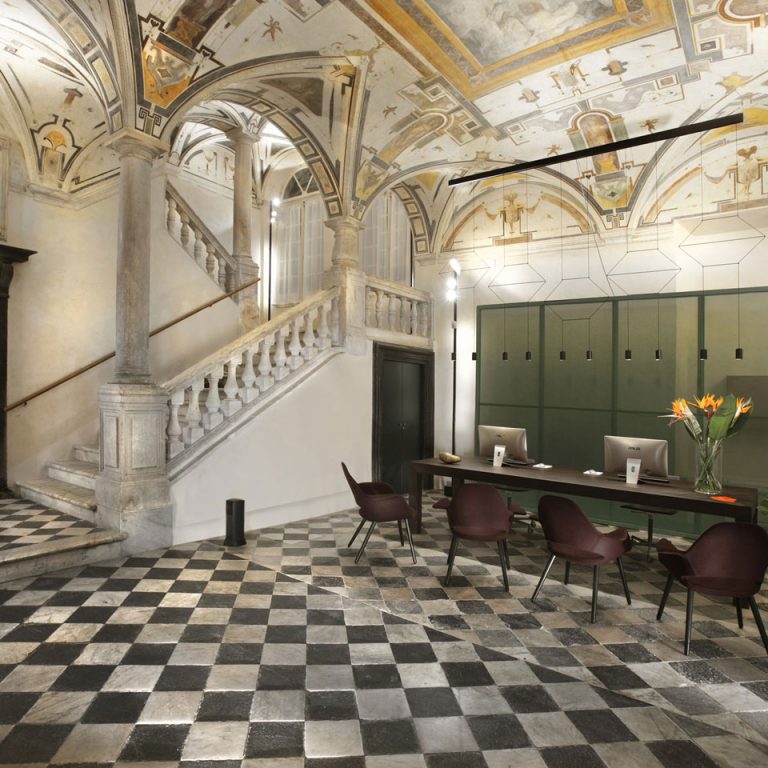 Palazzo Grillo, Timeless elegance and beauty illuminated by Vibia