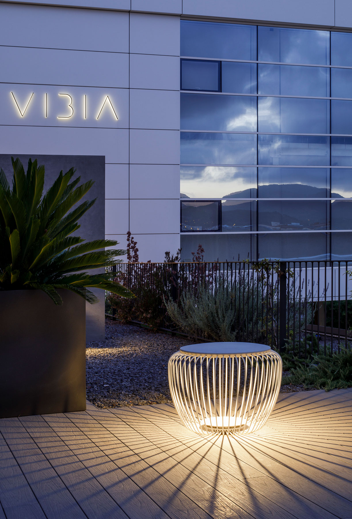 Vibia The Edit - Vibia Headquarters’ Terraces: Display of Outdoor Lighting Collections - Meridiano