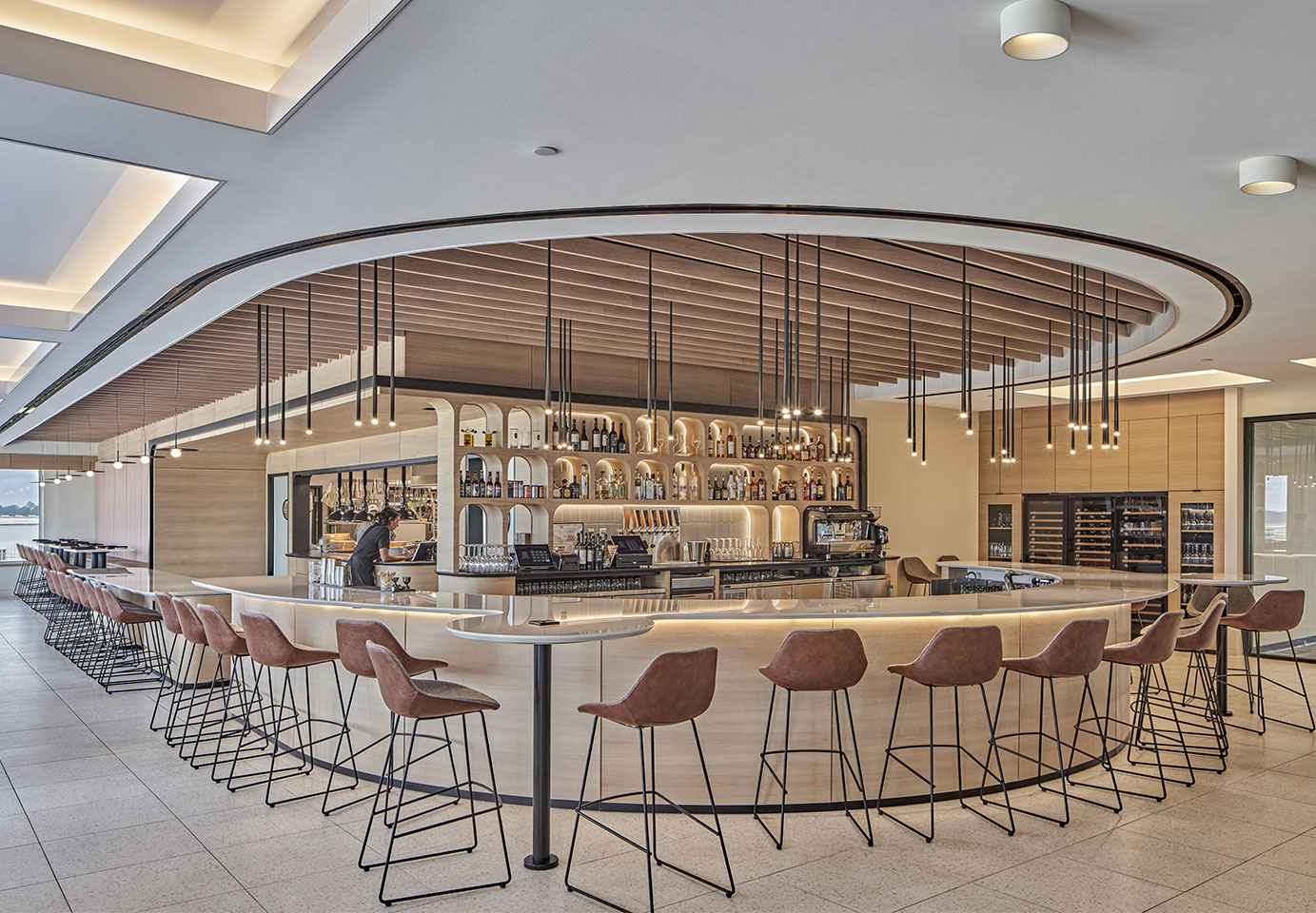Minimalism and comfort: Vibia lights up a restaurant with view of Florida