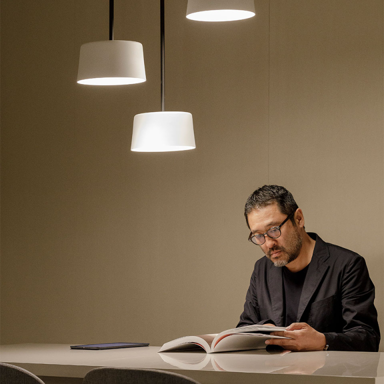 Ichiro Iwasaki wins the 2022 Mainichi Design Award
