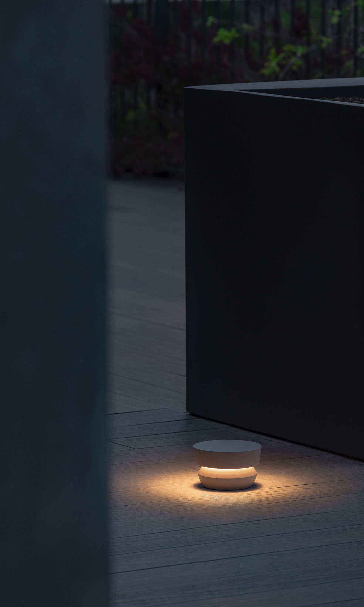 Vibia The Edit - Transforming outdoor living - Dots outdoor