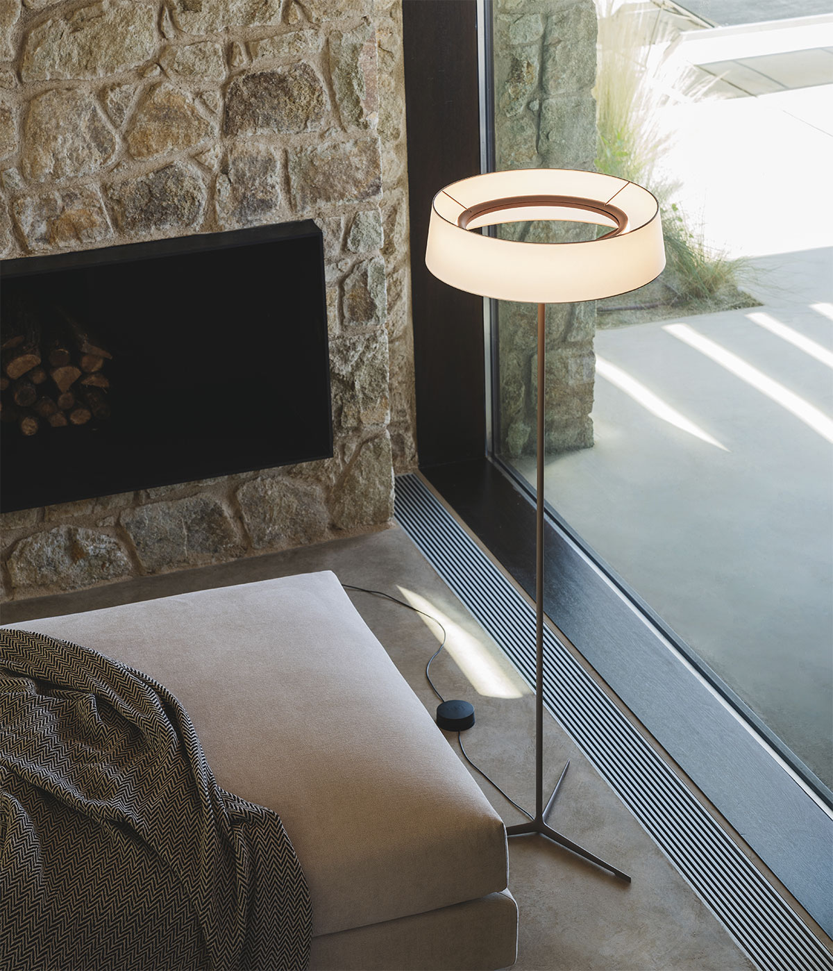 Vibia The Edit - Refined lighting for cosy corners - Dama